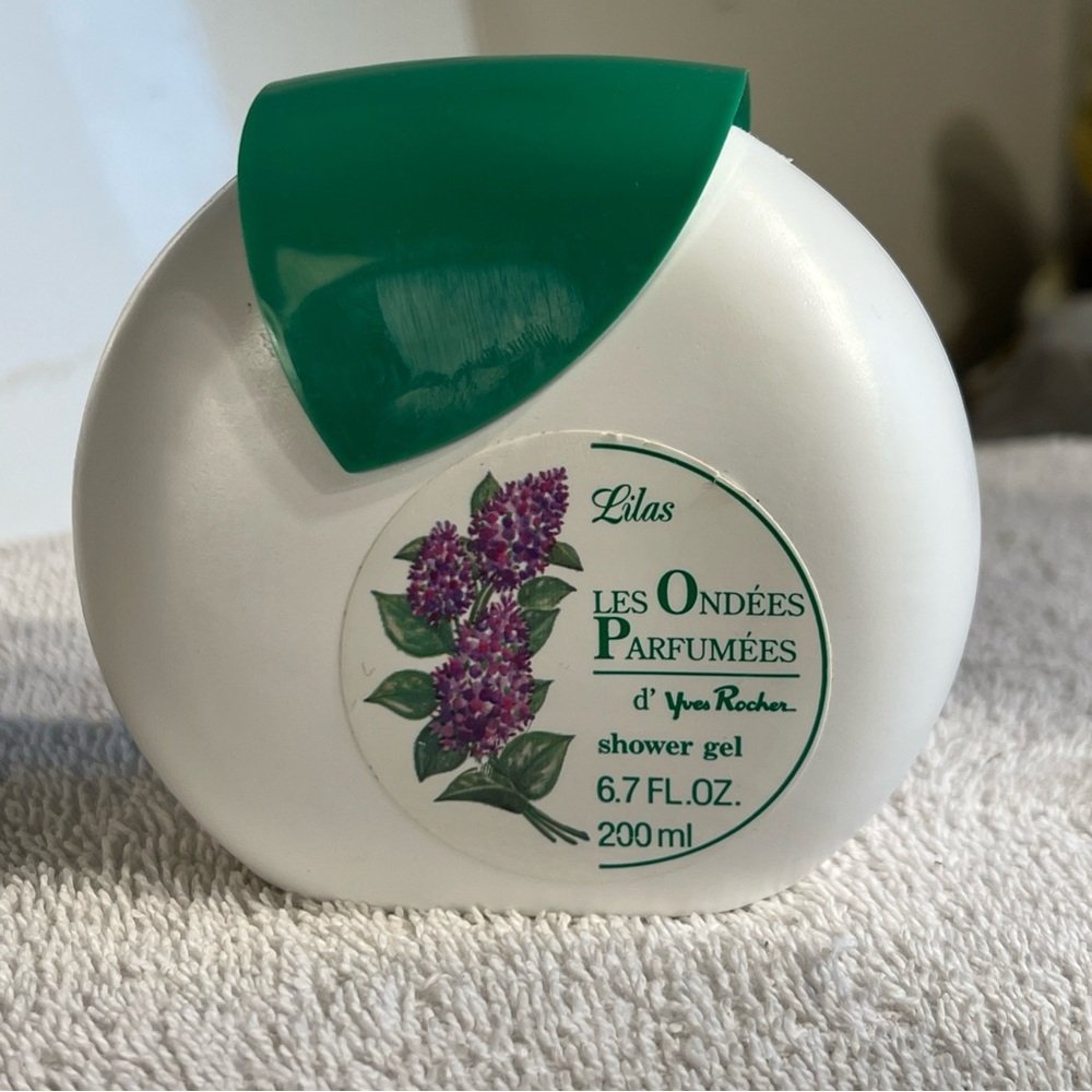 Yves Rocher Lilas Les Ondées Parfumées Shower Gel Discontinued 6.7 Fl Oz NOS